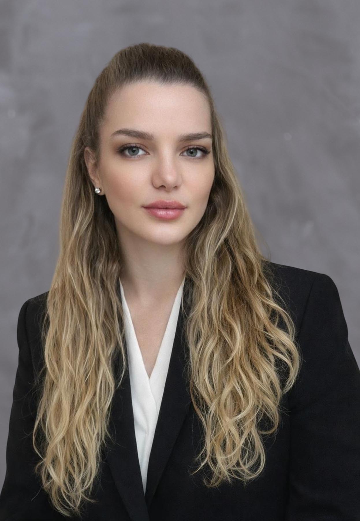 legal advocate in Dubai