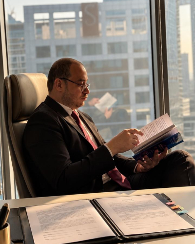 Contract Lawyer in Dubai